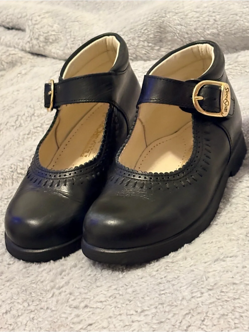 Mary Jane’s by Petit Shoes sz 31